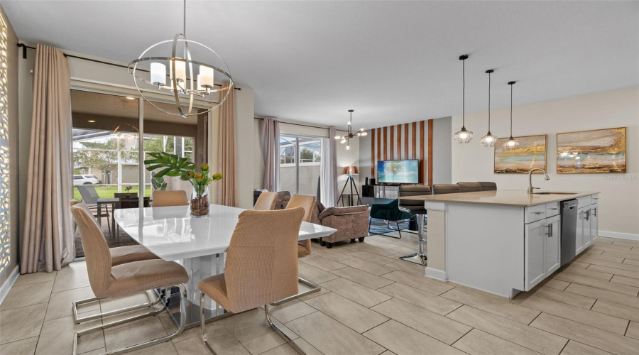 DAVENPORT, Florida 33896, 4 Bedrooms Bedrooms, ,3 BathroomsBathrooms,Residential,For Sale,PEBBLE BEACH,0,MFRO6403505