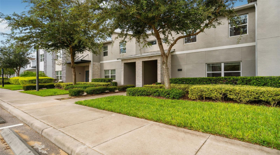 DAVENPORT, Florida 33896, 4 Bedrooms Bedrooms, ,3 BathroomsBathrooms,Residential,For Sale,PEBBLE BEACH,0,MFRO6403505