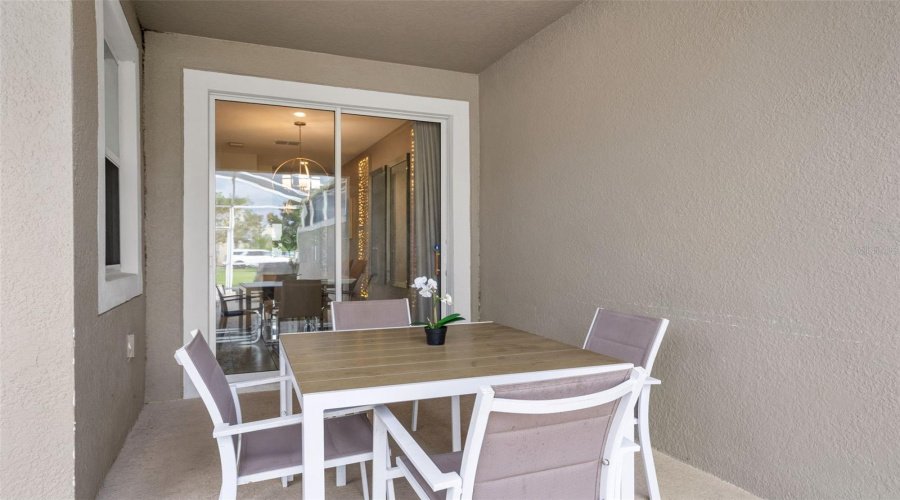DAVENPORT, Florida 33896, 4 Bedrooms Bedrooms, ,3 BathroomsBathrooms,Residential,For Sale,PEBBLE BEACH,0,MFRO6403505