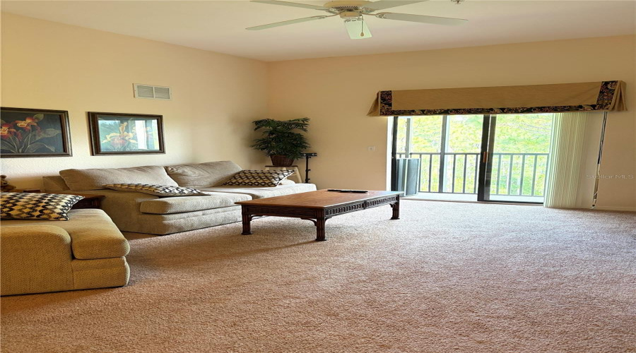 KISSIMMEE, Florida 34747, 3 Bedrooms Bedrooms, ,2 BathroomsBathrooms,Residential,For Sale,PIRATES RETREAT,0,MFRO6403438