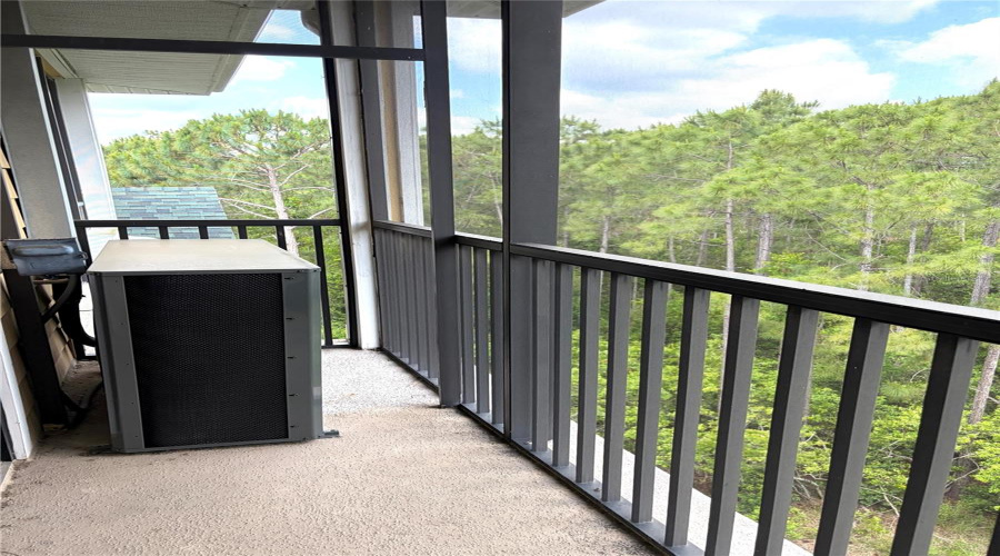 KISSIMMEE, Florida 34747, 3 Bedrooms Bedrooms, ,2 BathroomsBathrooms,Residential,For Sale,PIRATES RETREAT,0,MFRO6403438