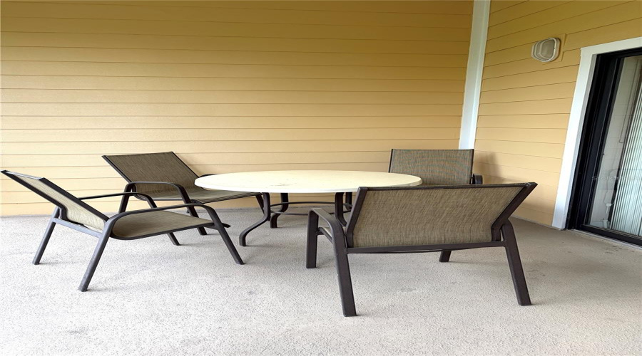 KISSIMMEE, Florida 34747, 3 Bedrooms Bedrooms, ,2 BathroomsBathrooms,Residential,For Sale,PIRATES RETREAT,0,MFRO6403438