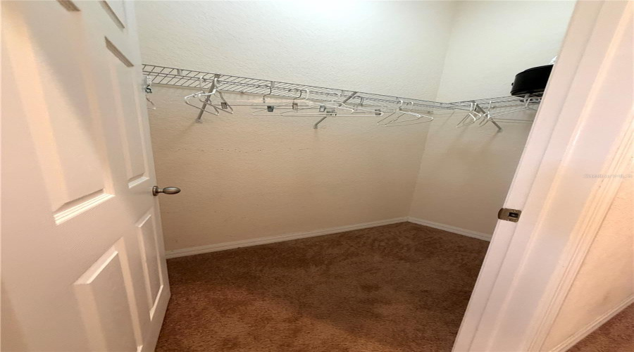 KISSIMMEE, Florida 34747, 3 Bedrooms Bedrooms, ,2 BathroomsBathrooms,Residential,For Sale,PIRATES RETREAT,0,MFRO6403438