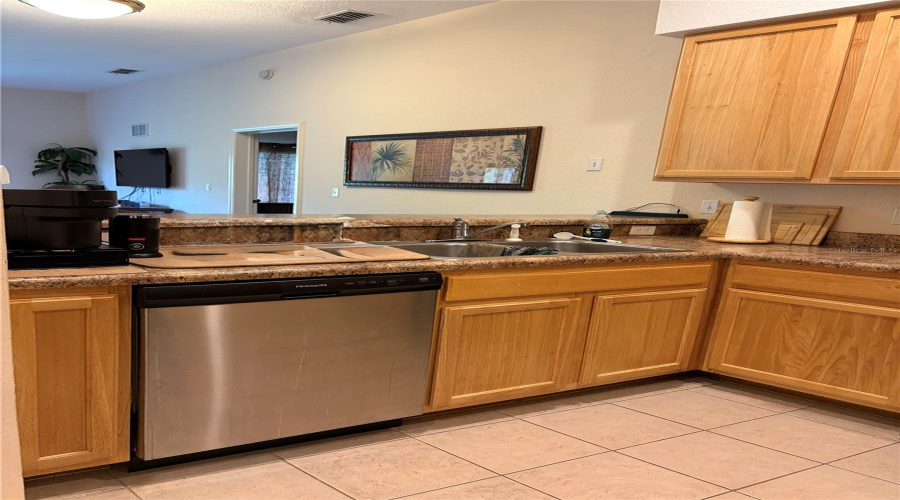 KISSIMMEE, Florida 34747, 3 Bedrooms Bedrooms, ,2 BathroomsBathrooms,Residential,For Sale,PIRATES RETREAT,0,MFRO6403438