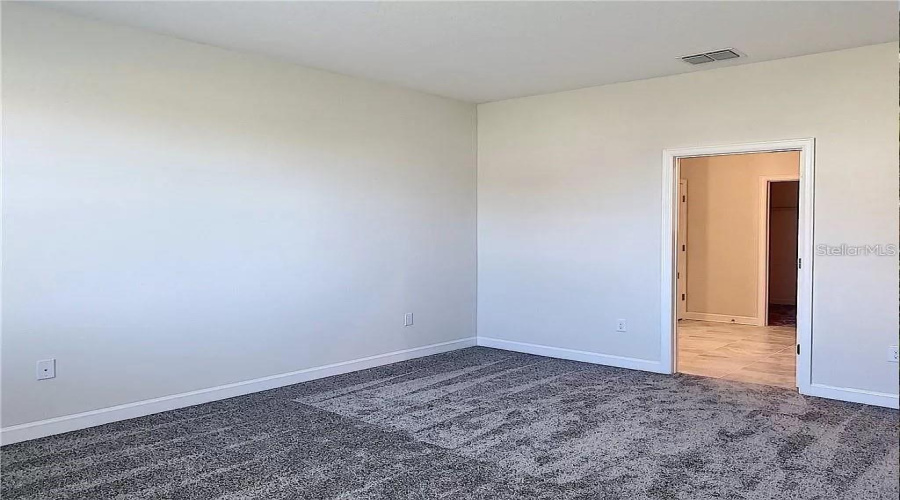 DAVENPORT, Florida 33837, 4 Bedrooms Bedrooms, ,2 BathroomsBathrooms,Residential,For Sale,OAK CREST,0,MFRO6402357