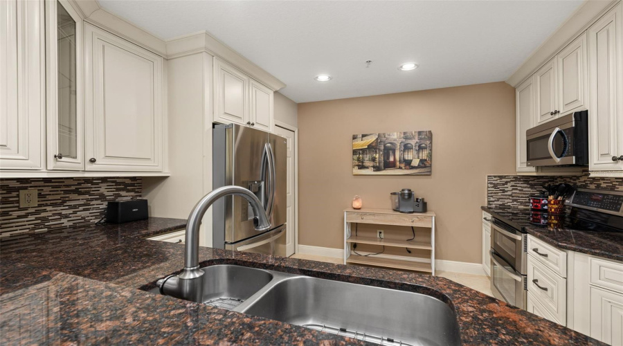 CELEBRATION, Florida 34747, 3 Bedrooms Bedrooms, ,2 BathroomsBathrooms,Residential,For Sale,OAK POND,0,MFRS5148806