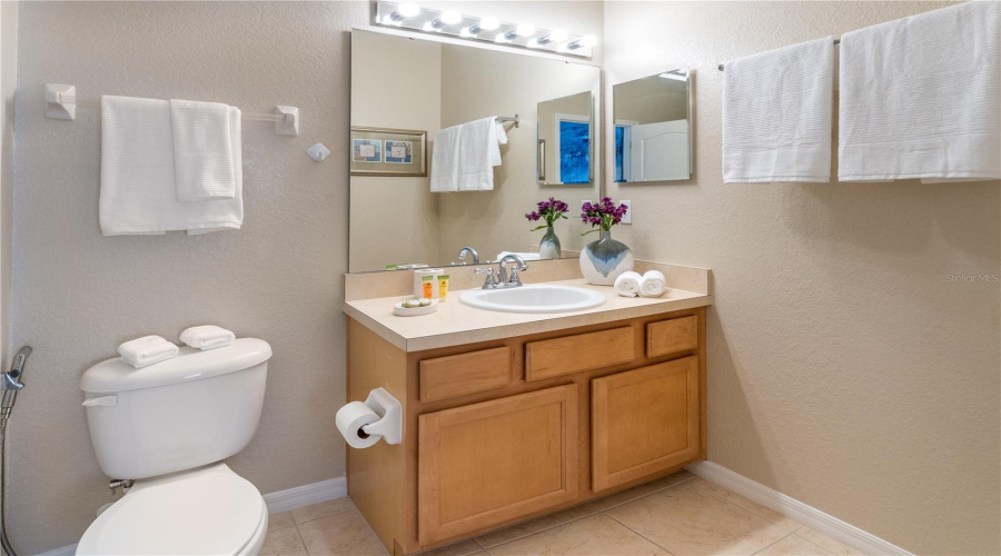 KISSIMMEE, Florida 34746, 4 Bedrooms Bedrooms, ,3 BathroomsBathrooms,Residential,For Sale,CARAVELLE,0,MFRTB8503250