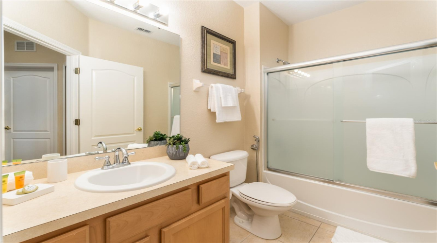 KISSIMMEE, Florida 34746, 4 Bedrooms Bedrooms, ,3 BathroomsBathrooms,Residential,For Sale,CARAVELLE,0,MFRTB8503250