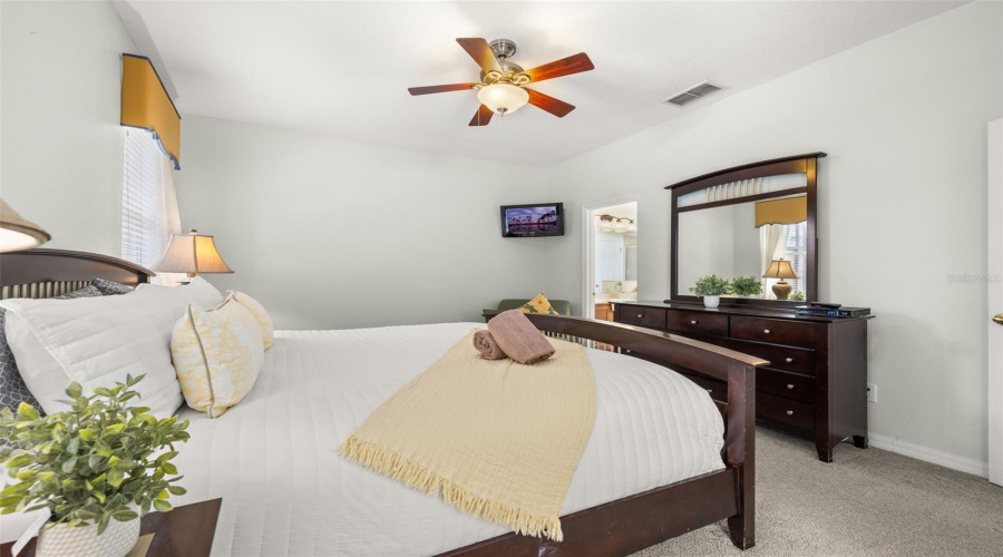 DAVENPORT, Florida 33837, 5 Bedrooms Bedrooms, ,3 BathroomsBathrooms,Residential,For Sale,TIGER LILY,0,MFRS5148868