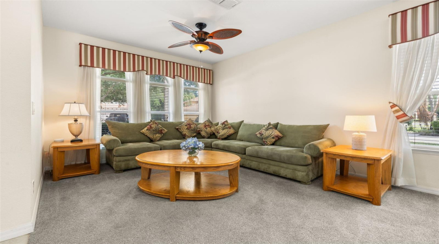 DAVENPORT, Florida 33837, 5 Bedrooms Bedrooms, ,3 BathroomsBathrooms,Residential,For Sale,TIGER LILY,0,MFRS5148868