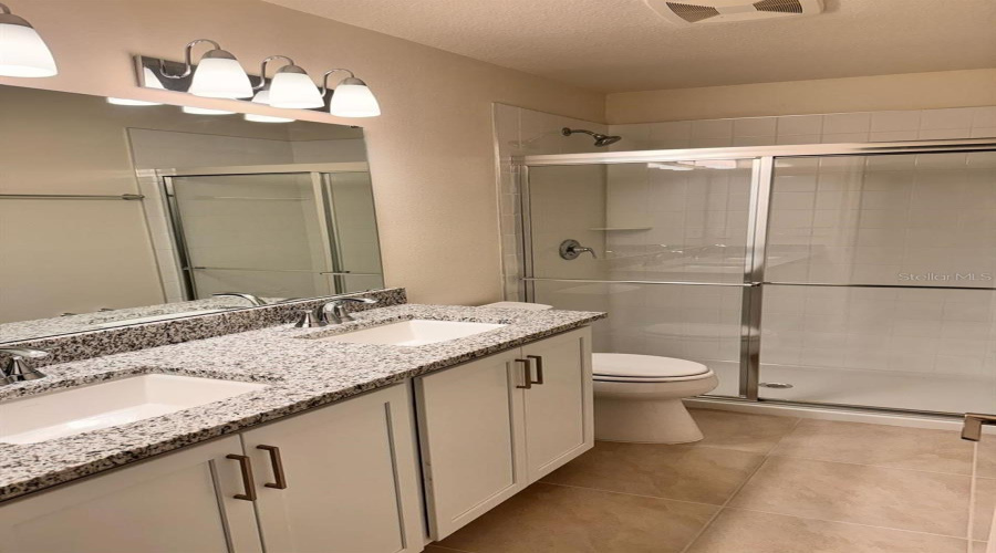 DAVENPORT, Florida 33896, 3 Bedrooms Bedrooms, ,2 BathroomsBathrooms,Residential,For Sale,WESTSIDE HILLS,0,MFRS5145450