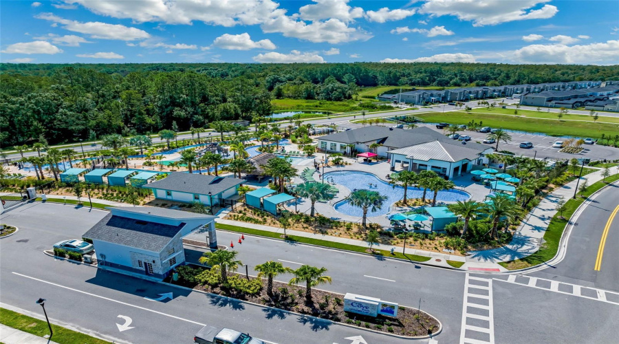 KISSIMMEE, Florida 34746, 2 Bedrooms Bedrooms, ,2 BathroomsBathrooms,Residential,For Sale,PARADOX,0,MFRO6381996