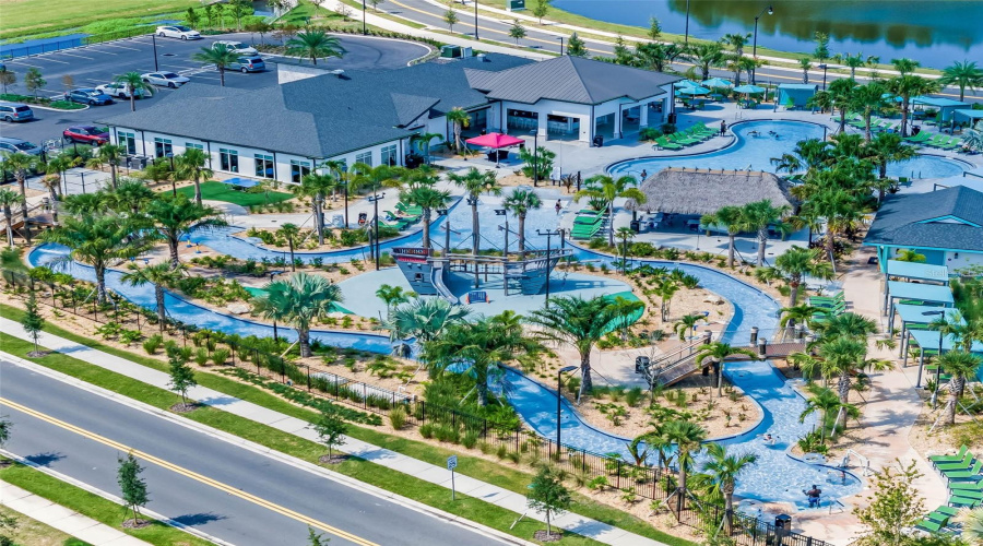KISSIMMEE, Florida 34746, 2 Bedrooms Bedrooms, ,2 BathroomsBathrooms,Residential,For Sale,PARADOX,0,MFRO6381996