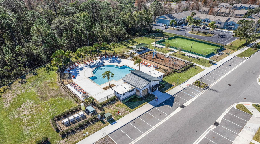 KISSIMMEE, Florida 34746, 2 Bedrooms Bedrooms, ,2 BathroomsBathrooms,Residential,For Sale,PARADOX,0,MFRO6381996