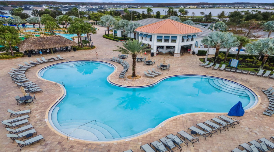 KISSIMMEE, Florida 34746, 2 Bedrooms Bedrooms, ,2 BathroomsBathrooms,Residential,For Sale,PARADOX,0,MFRO6381996