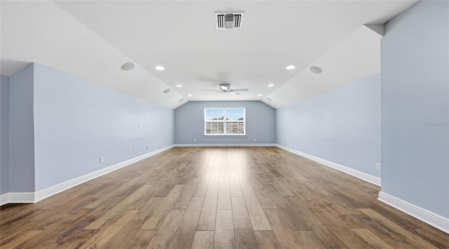 ORLANDO, Florida 32836, 5 Bedrooms Bedrooms, ,4 BathroomsBathrooms,Residential,For Sale,LAVANDE,0,MFRO6404029
