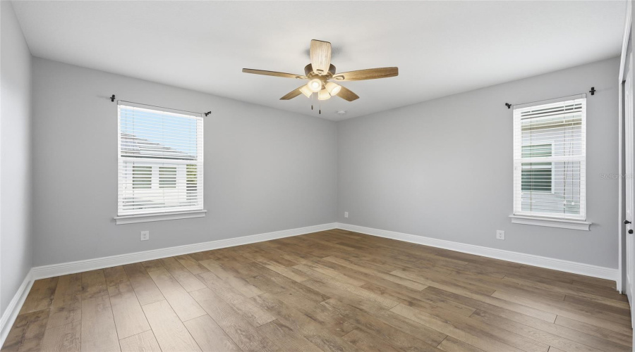 ORLANDO, Florida 32836, 5 Bedrooms Bedrooms, ,4 BathroomsBathrooms,Residential,For Sale,LAVANDE,0,MFRO6404029