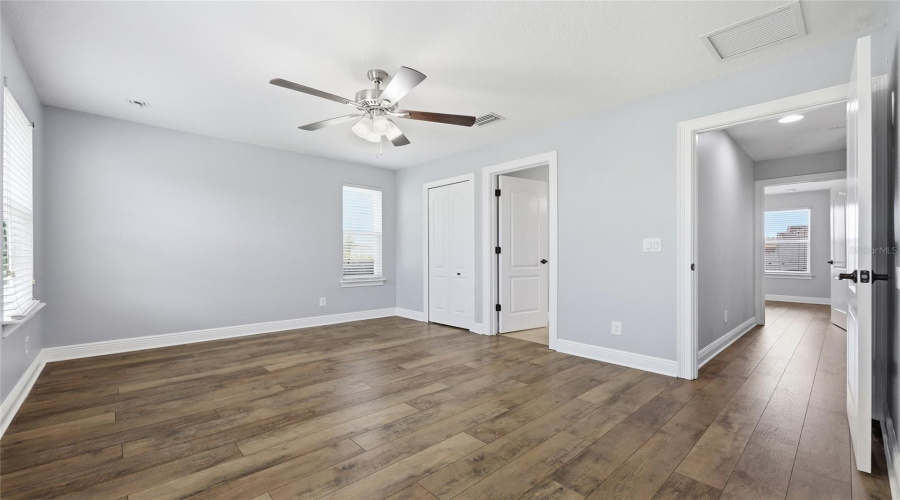 ORLANDO, Florida 32836, 5 Bedrooms Bedrooms, ,4 BathroomsBathrooms,Residential,For Sale,LAVANDE,0,MFRO6404029