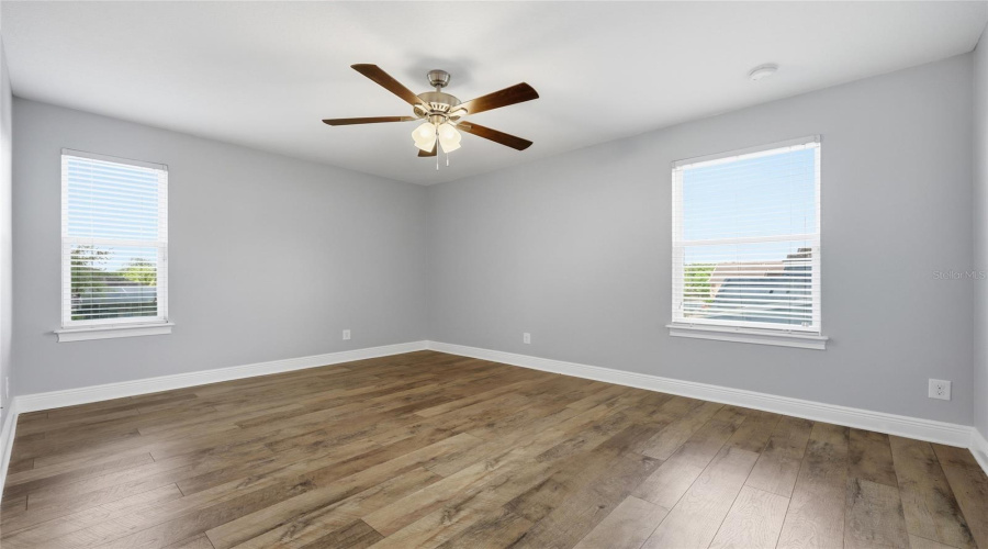 ORLANDO, Florida 32836, 5 Bedrooms Bedrooms, ,4 BathroomsBathrooms,Residential,For Sale,LAVANDE,0,MFRO6404029