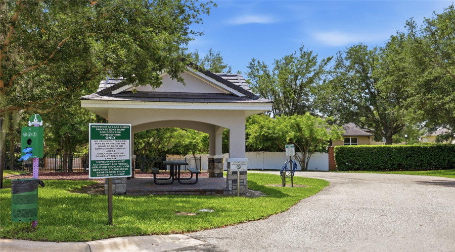 ORLANDO, Florida 32836, 5 Bedrooms Bedrooms, ,4 BathroomsBathrooms,Residential,For Sale,LAVANDE,0,MFRO6404029
