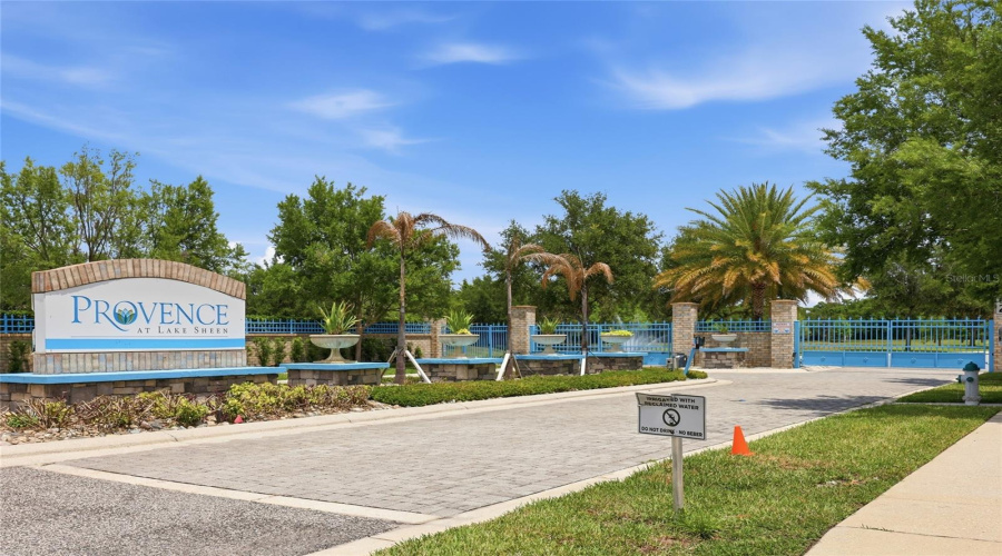 ORLANDO, Florida 32836, 5 Bedrooms Bedrooms, ,4 BathroomsBathrooms,Residential,For Sale,LAVANDE,0,MFRO6404029