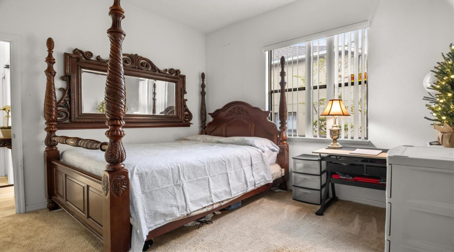 DAVENPORT, Florida 33897, 4 Bedrooms Bedrooms, ,3 BathroomsBathrooms,Residential,For Sale,COVENTRY,0,MFRL4961562