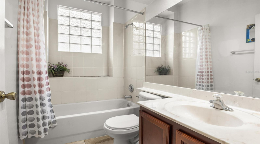 DAVENPORT, Florida 33897, 4 Bedrooms Bedrooms, ,3 BathroomsBathrooms,Residential,For Sale,COVENTRY,0,MFRL4961562