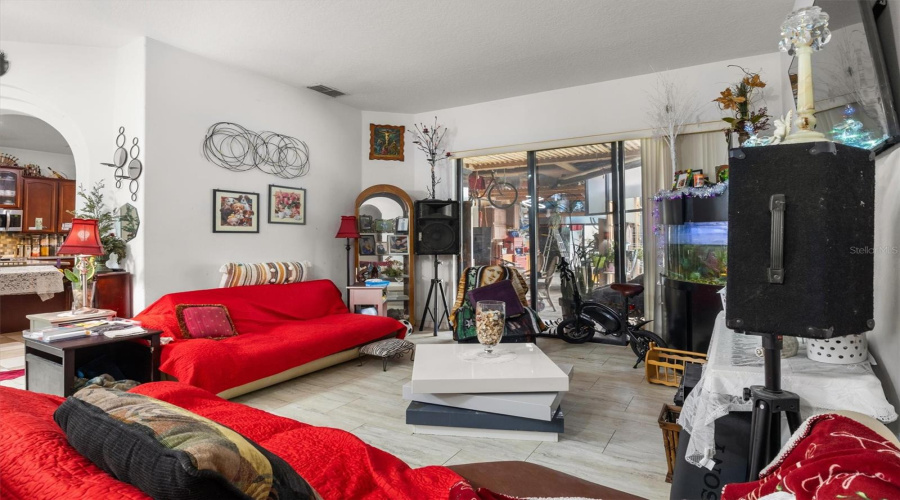 DAVENPORT, Florida 33897, 4 Bedrooms Bedrooms, ,3 BathroomsBathrooms,Residential,For Sale,COVENTRY,0,MFRL4961562