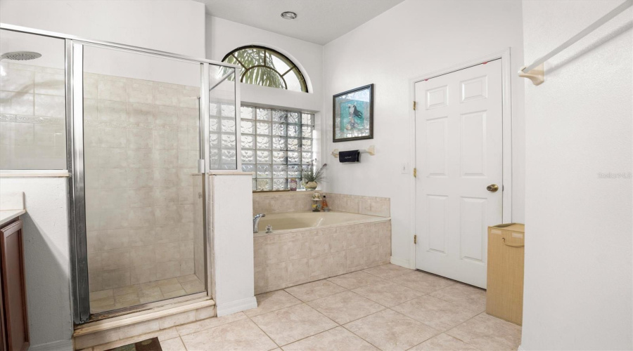 DAVENPORT, Florida 33897, 4 Bedrooms Bedrooms, ,3 BathroomsBathrooms,Residential,For Sale,COVENTRY,0,MFRL4961562