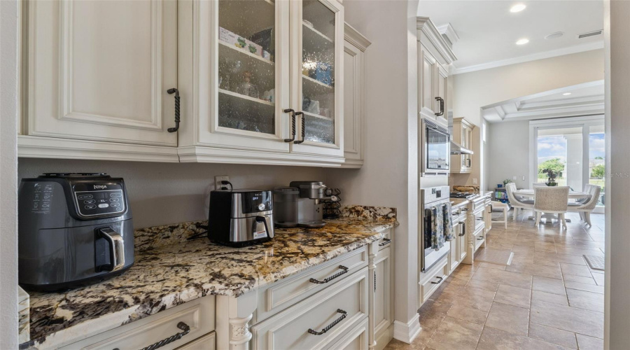 REUNION, Florida 34747, 4 Bedrooms Bedrooms, ,3 BathroomsBathrooms,Residential,For Sale,CASTLE PINES CT,0,MFRO6392252