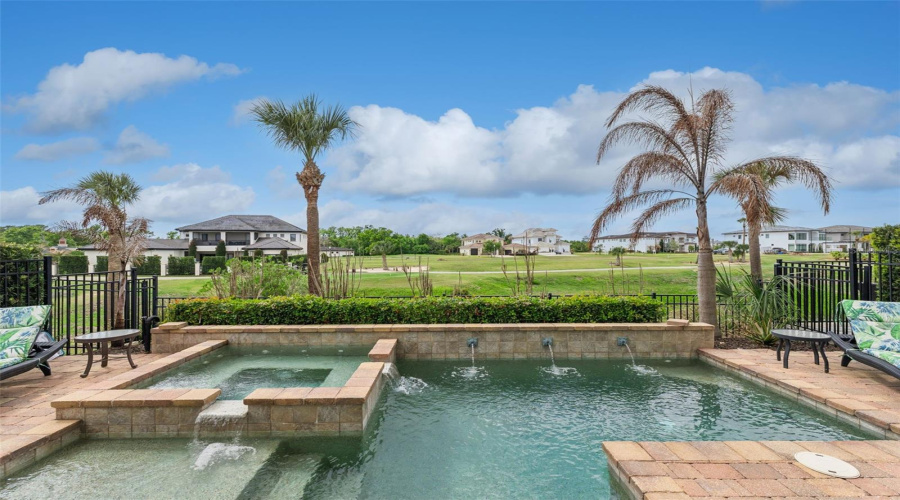 REUNION, Florida 34747, 4 Bedrooms Bedrooms, ,3 BathroomsBathrooms,Residential,For Sale,CASTLE PINES CT,0,MFRO6392252