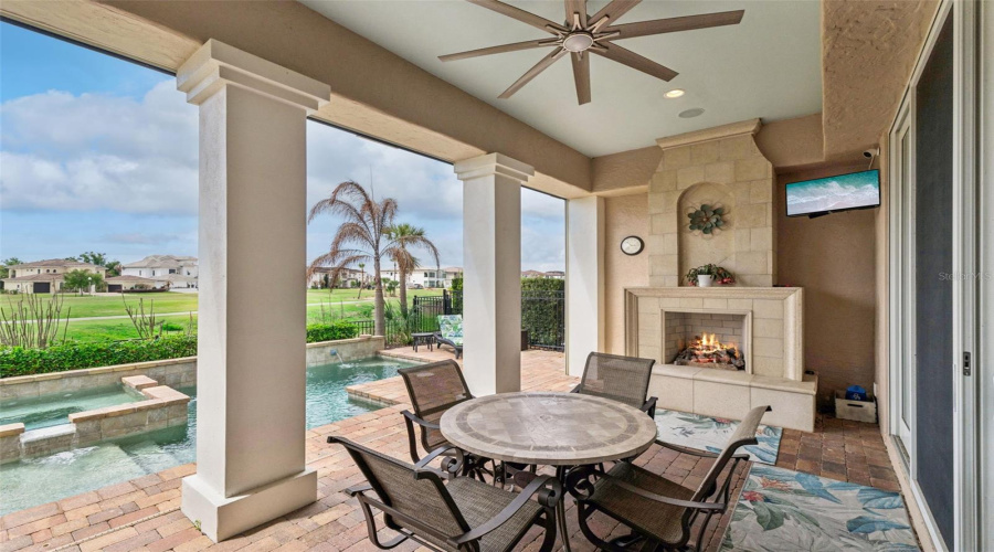 REUNION, Florida 34747, 4 Bedrooms Bedrooms, ,3 BathroomsBathrooms,Residential,For Sale,CASTLE PINES CT,0,MFRO6392252