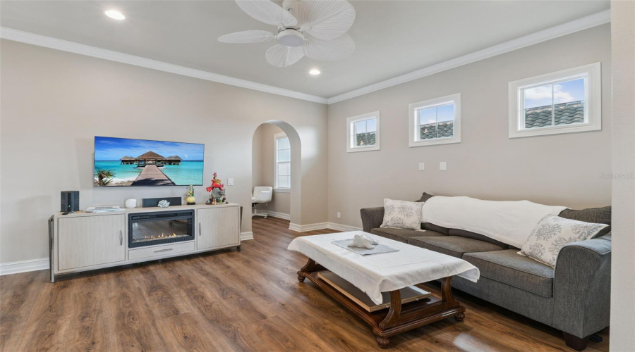 REUNION, Florida 34747, 4 Bedrooms Bedrooms, ,3 BathroomsBathrooms,Residential,For Sale,CASTLE PINES CT,0,MFRO6392252