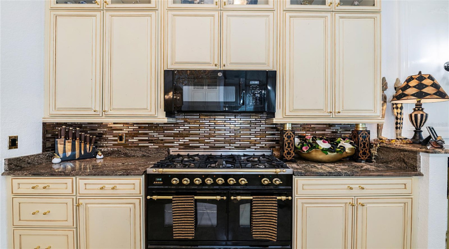 REUNION, Florida 34747, 5 Bedrooms Bedrooms, ,5 BathroomsBathrooms,Residential,For Sale,GATHERING,0,MFRO6403220