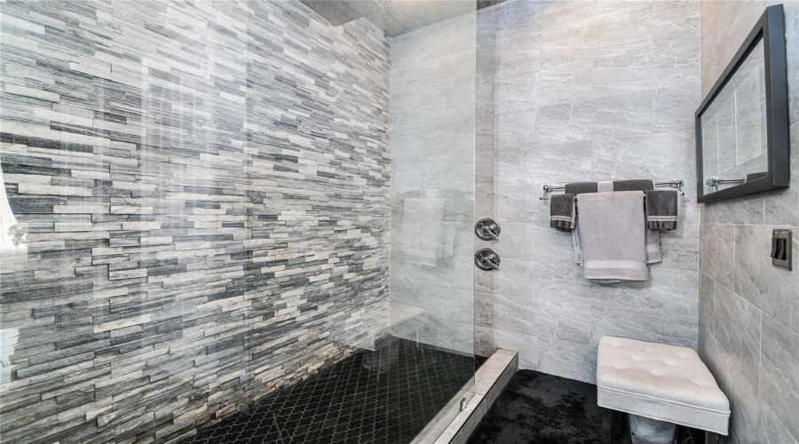 REUNION, Florida 34747, 5 Bedrooms Bedrooms, ,5 BathroomsBathrooms,Residential,For Sale,GATHERING,0,MFRO6403220