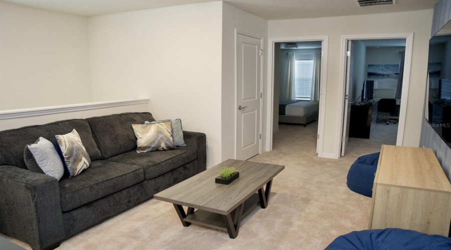 DAVENPORT, Florida 33897, 5 Bedrooms Bedrooms, ,4 BathroomsBathrooms,Residential,For Sale,LANA,0,MFRO6403763