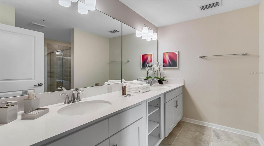 KISSIMMEE, Florida 34746, 3 Bedrooms Bedrooms, ,2 BathroomsBathrooms,Residential,For Sale,PARADOX,0,MFRS5148890