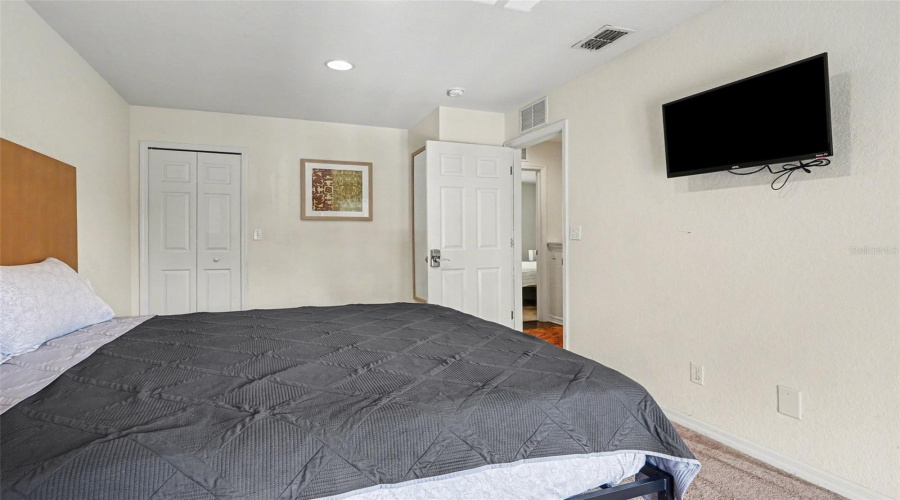 KISSIMMEE, Florida 34746, 3 Bedrooms Bedrooms, ,3 BathroomsBathrooms,Residential,For Sale,CORVETTE,0,MFRO6403574