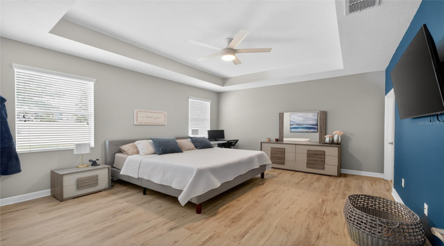 KISSIMMEE, Florida 34746, 4 Bedrooms Bedrooms, ,3 BathroomsBathrooms,Residential,For Sale,WHITE HORSE,0,MFRO6403738