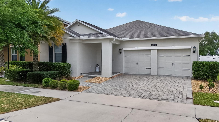 KISSIMMEE, Florida 34746, 4 Bedrooms Bedrooms, ,3 BathroomsBathrooms,Residential,For Sale,WHITE HORSE,0,MFRO6403738