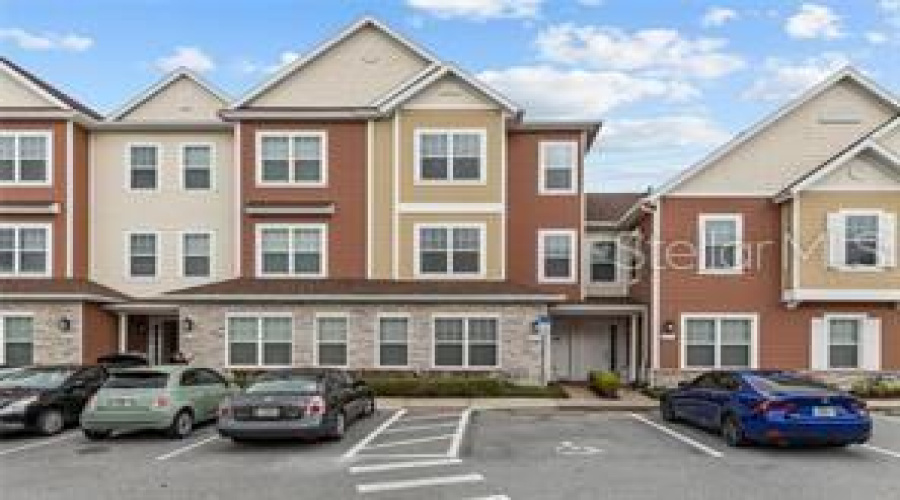 KISSIMMEE, Florida 34747, 6 Bedrooms Bedrooms, ,7 BathroomsBathrooms,Residential,For Sale,SUNRISE SHORES,0,MFRO6404271