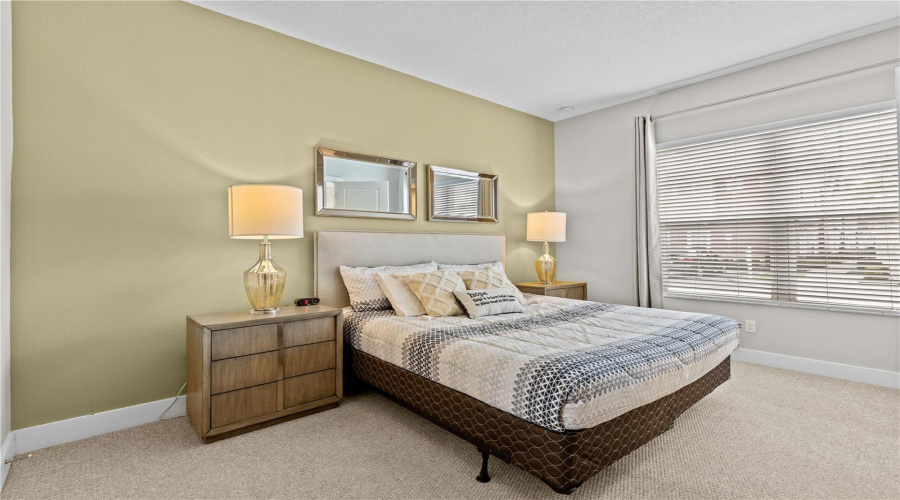 KISSIMMEE, Florida 34747, 6 Bedrooms Bedrooms, ,7 BathroomsBathrooms,Residential,For Sale,SUNRISE SHORES,0,MFRO6404271