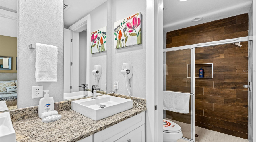KISSIMMEE, Florida 34747, 6 Bedrooms Bedrooms, ,7 BathroomsBathrooms,Residential,For Sale,SUNRISE SHORES,0,MFRO6404271