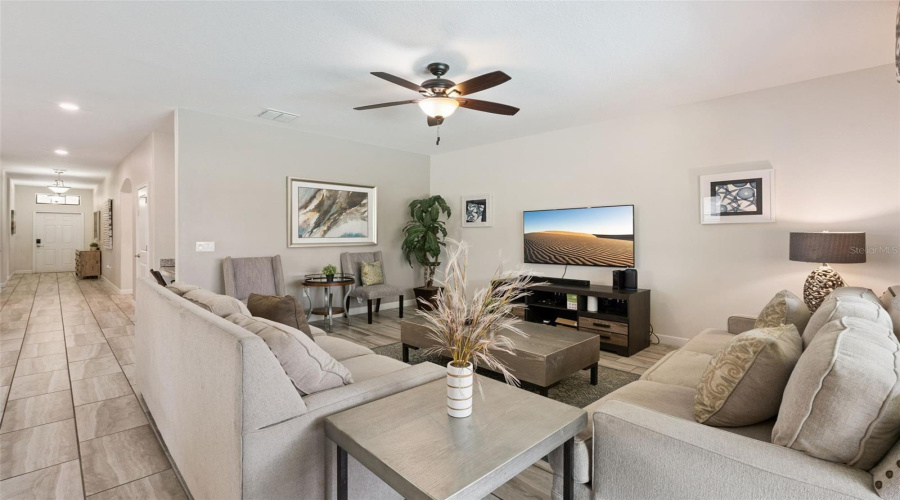 DAVENPORT, Florida 33837, 6 Bedrooms Bedrooms, ,5 BathroomsBathrooms,Residential,For Sale,SOLTERRA,0,MFRP4938612