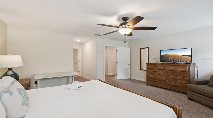 DAVENPORT, Florida 33837, 6 Bedrooms Bedrooms, ,5 BathroomsBathrooms,Residential,For Sale,SOLTERRA,0,MFRP4938612