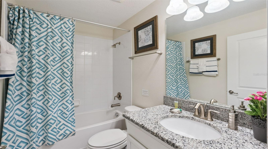 DAVENPORT, Florida 33837, 6 Bedrooms Bedrooms, ,5 BathroomsBathrooms,Residential,For Sale,SOLTERRA,0,MFRP4938612