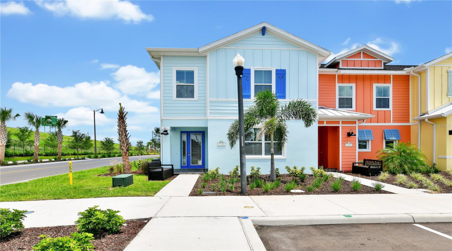 KISSIMMEE, Florida 34747, 4 Bedrooms Bedrooms, ,3 BathroomsBathrooms,Residential,For Sale,COCONUT,0,MFRO6404261