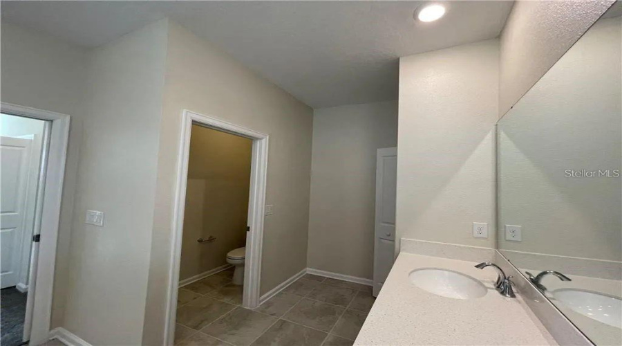 DAVENPORT, Florida 33896, 3 Bedrooms Bedrooms, ,2 BathroomsBathrooms,Residential,For Sale,OCEAN COURSE,0,MFRO6404097