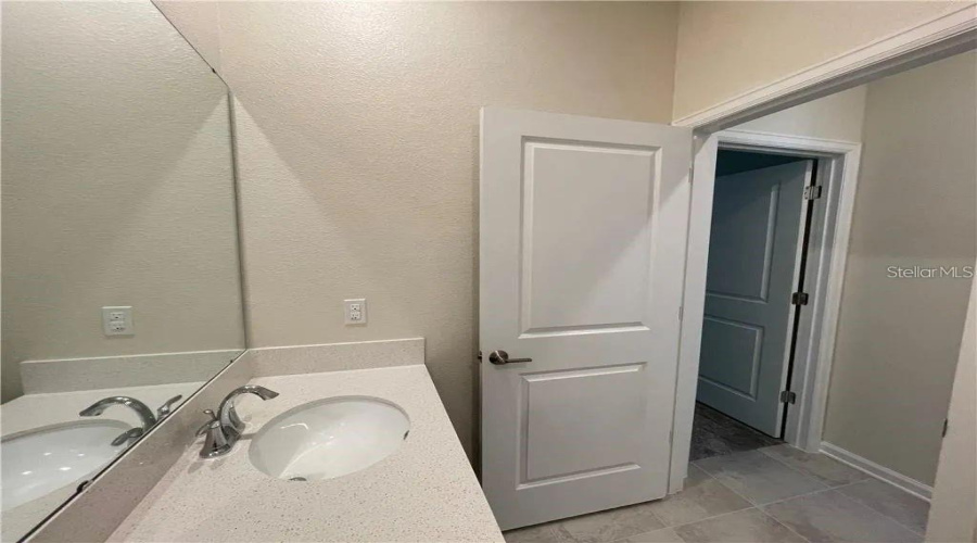 DAVENPORT, Florida 33896, 3 Bedrooms Bedrooms, ,2 BathroomsBathrooms,Residential,For Sale,OCEAN COURSE,0,MFRO6404097
