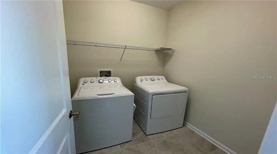 DAVENPORT, Florida 33896, 3 Bedrooms Bedrooms, ,2 BathroomsBathrooms,Residential,For Sale,OCEAN COURSE,0,MFRO6404097